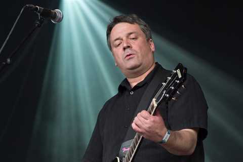 The Chills’ Frontman Martin Phillipps Honored with Posthumous Album