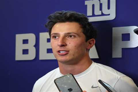 Tommy DeVito unlikely to play vs. Cowboys as Giants turn to another quarterback