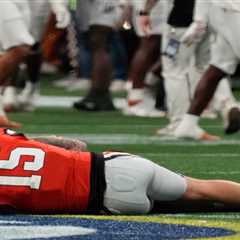 Carson Beck in danger of missing CFP while ‘exploring’ surgery in Georgia injury nightmare