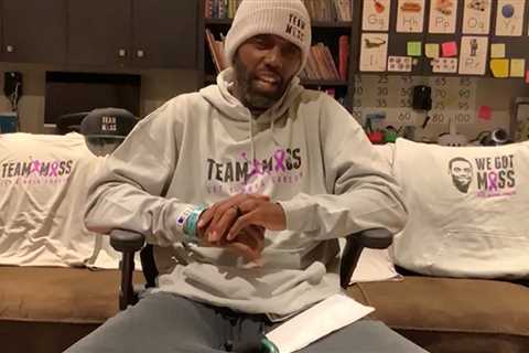 Randy Moss Reveals He Has Cancer