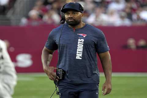 Jerod Mayo’s Patriots job security coming into question after throwing offensive coordinator under..