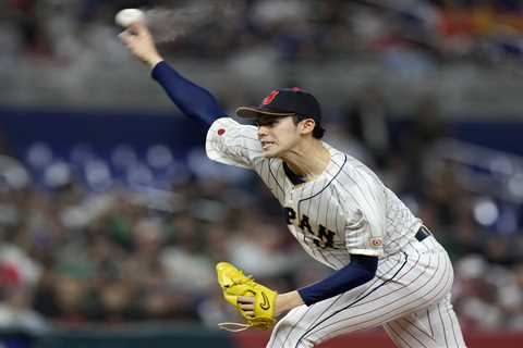 Yankees made pitch to Roki Sasaki on same day as Mets in latest NY free agency battle