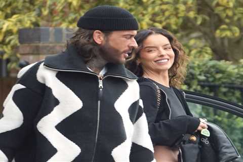 Maura Higgins and Pete Wicks Spotted Packing for a Christmas Getaway