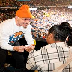 Knicks fan proposes to girlfriend at Thunder game in OKC: ‘I could have gotten booed’