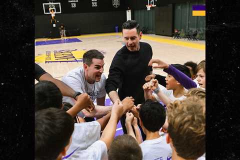 Lakers' JJ Redick Hosts Basketball Clinic For Kids Impacted By L.A. Wildfires