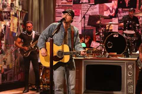 Kenan Thompson Calls Morgan Wallen’s Early ‘SNL’ Exit ‘Strange’ & ‘So Abrupt’