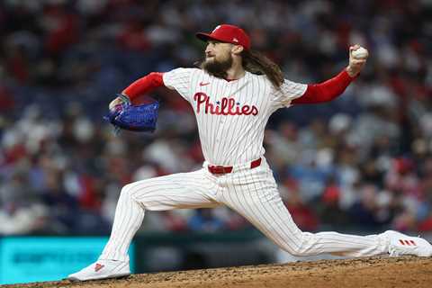 Phillies’ Matt Strahm calls for pitchers to use pine tar again in response to torpedo bat craze