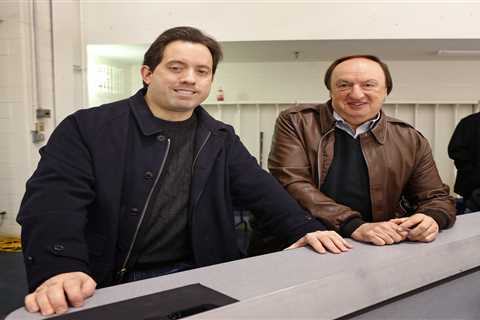 Kenny Albert replacing Sam Rosen as new voice of Rangers