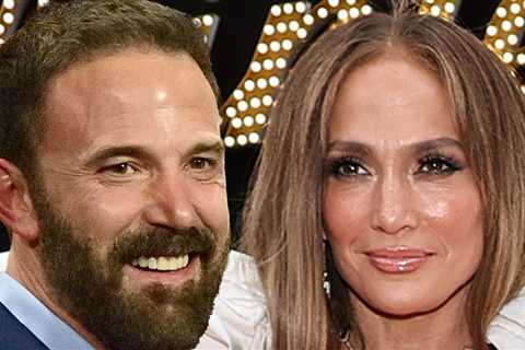 Ben Affleck Heaps Praise on Jennifer Lopez at 'Accountant 2' Premiere