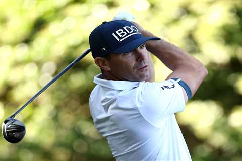 Billy Horschel drills fan with errant shot — then signs her welt