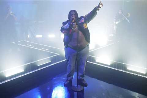 BigXthaPlug Makes Late-Night Debut, Gifts Jimmy Kimmel Texas Slab Chain