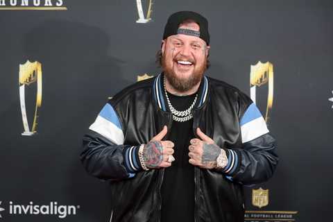 Jelly Roll Is Near His Goal Weight to Do ‘All the Fun Stuff’: Skydiving, Riding a Bull and..