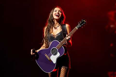 Olivia Rodrigo Rocks Out to Lorde’s ‘What Was That’ in Washington Square Park