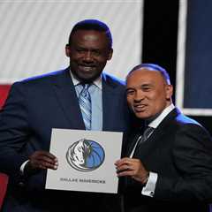 NBA world stunned after Mavericks win ‘absolutely ridiculous’ draft lottery