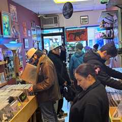 Indie Retail’s Evolving Sales Data & Increasingly Young Customer Base Get Spotlight at Music Biz..