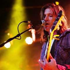 The Lemonheads’ Evan Dando Details Memoir, ‘Rumors of My Demise’