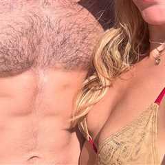 Hot Hollywood Couple Guess Who!