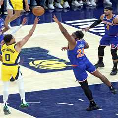 Knicks’ starters a mess again as lineup change flops this time