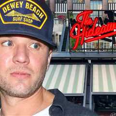 Ryan Phillippe & His Restaurant Sued, Woman Claims Candle Lit Her Hair on Fire