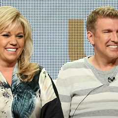 Chrisley Family Reacts to Trump Pardons for Todd and Julie, Live Stream