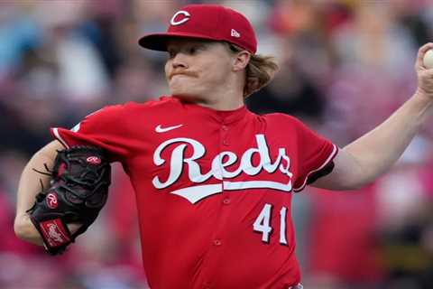 Cardinals vs. Reds odds, predictions: St. Louis the pick