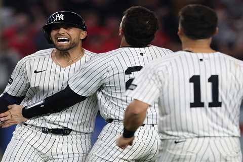 J.C. Escarra’s game-winning sacrifice fly leads Yankees to comeback win over Padres in 10