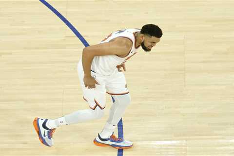 Karl-Anthony Towns battles through murky finger injury in Game 3