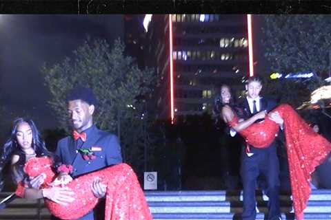 Diddy's Twin Daughters Take Break From Trial for High School Prom
