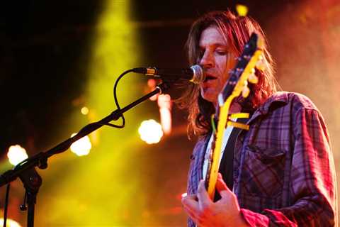 The Lemonheads’ Evan Dando Details Memoir, ‘Rumors of My Demise’