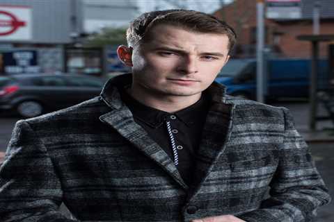 The Mitchell Bombshell: Max Bowden's Surprise Return to Albert Square Has Fans Buzzing
