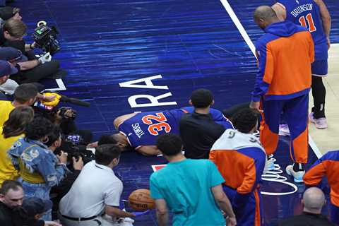 ‘Good sign’ Karl-Anthony Towns stayed in after injuring knee: Tom Thibodeau
