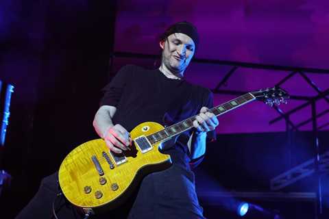 Ex-Red Hot Chili Peppers Guitarist Josh Klinghoffer Avoids Jail in Vehicular Manslaughter Case