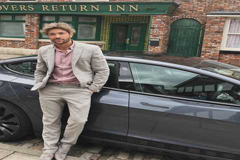 This Coronation Street Baddie Just Scored a Movie Gig (And I'm Here for It)