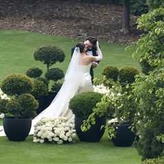 Josh Allen and Hailee Steinfeld get married in stunning California wedding