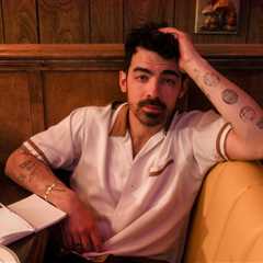 Joe Jonas Scores First Solo Top 10 on Album Sales Chart With ‘Music for People Who Believe in Love’