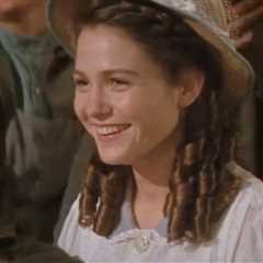 Sarah Jacobs In 'Newsies' 'Memba Her?!