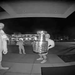 Panthers’ Aleksander Barkov  wakes up neighbors at 5 a.m. with raucous Stanley Cup celebration