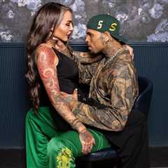 Chris Brown Puts Hands Around Woman's Neck at Meet and Greet