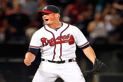 Braves calling up Craig Kimbrel after bullpen implodes in brutal choke