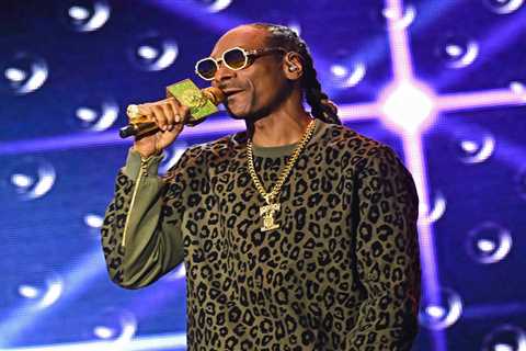 Snoop Dogg Mourns Death of French Bulldog Juelz: ‘Miss My Dogg’