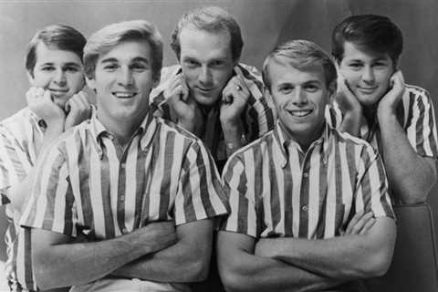 Mike Love Honors Brian Wilson During His Songwriters Hall of Fame Induction: ‘I Do Feel..