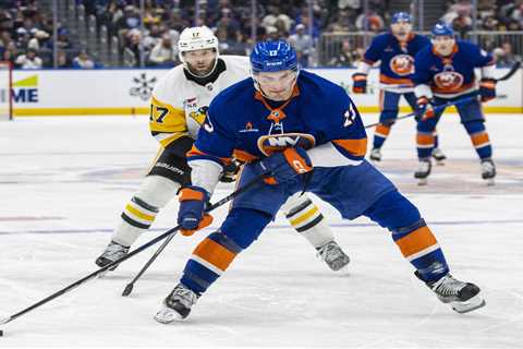 Mathieu Darche has Mat Barzal decision to make — and it could impact Islanders’ entire offseason..