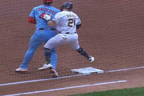 Cardinals’ Willson Contreras calls out ‘f–king p—y’ Brewers player after collision causes in-game..