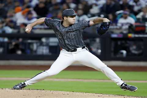 Max Kranick hits injured list with elbow strain in latest Mets pitching blow