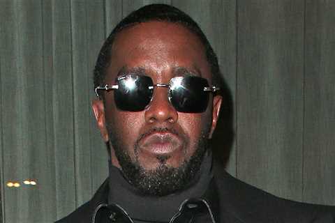 Diddy Trial Jury Asks Judge About Drug Distribution Details in RICO-Related Charge