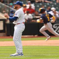 Carlos Mendoza decision backfires as Mets’ tailspin continues with Game 1 loss to Brewers