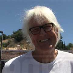 'Roundball Rock' Creator John Tesh Stoked for Iconic Tune's Return to NBA on NBC