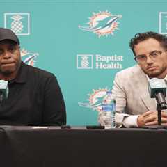 Asante Samuel Sr. rips ‘little league’ Dolphins over Jalen Ramsey trade in vicious takedown