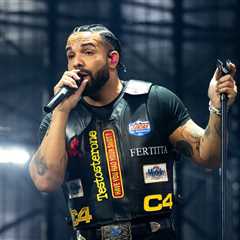 8 Best Moments From Drake’s 2025 Wireless Festival Night 1 Performance: ‘It’s a Celebration of All..