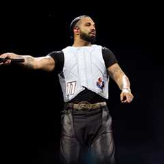 Drake Reacts to ‘F—k Kendrick’ Chant at 2025 Wireless Festival